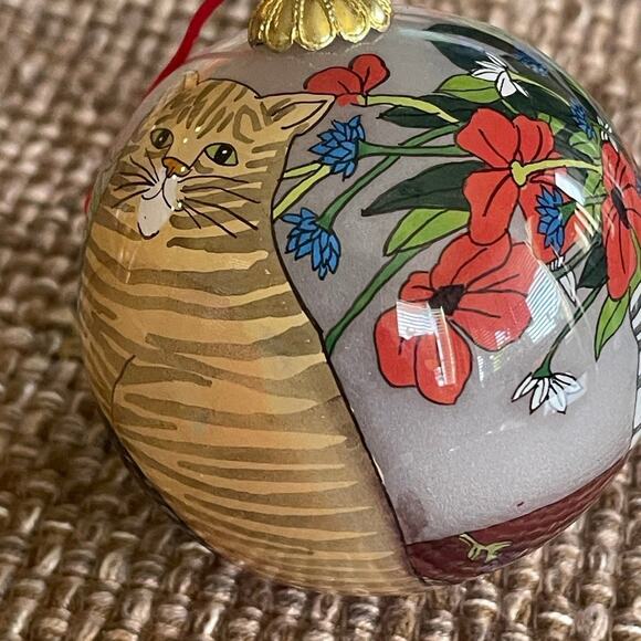 Blown glass Cat Christmas Ornament handpainted reverse art - Picture 9 of 10